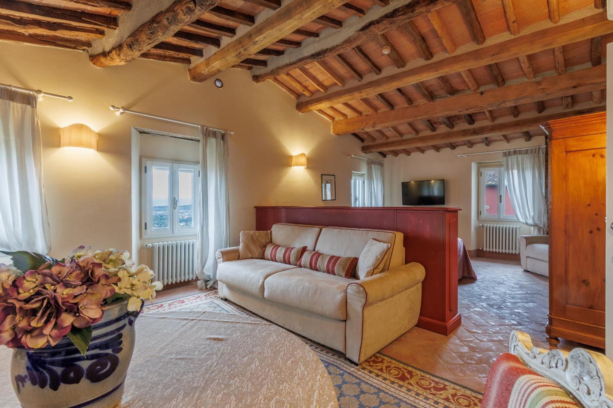 Hotel Villa Sermolli 보르고 아 부기아노 외부 사진