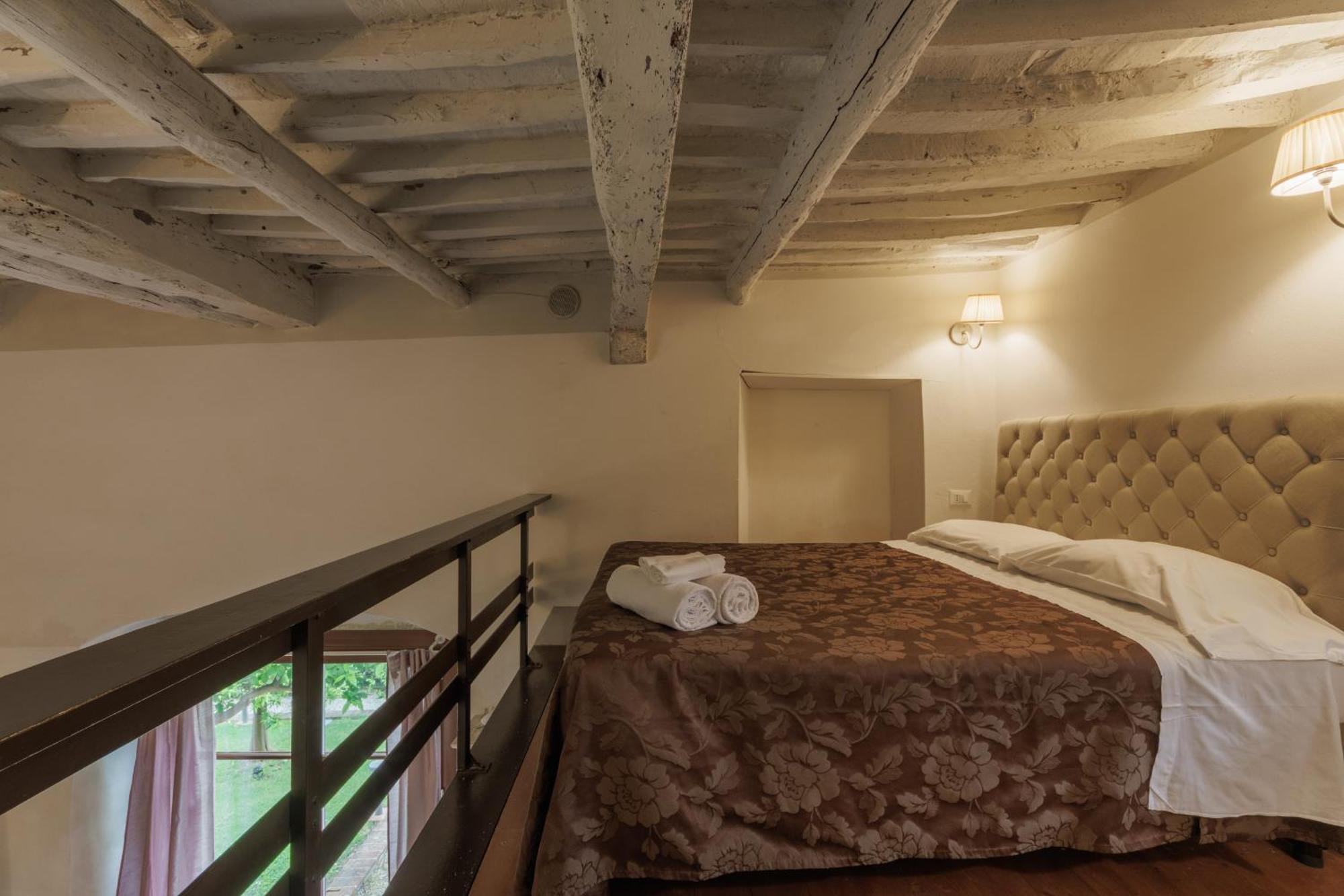 Hotel Villa Sermolli 보르고 아 부기아노 외부 사진