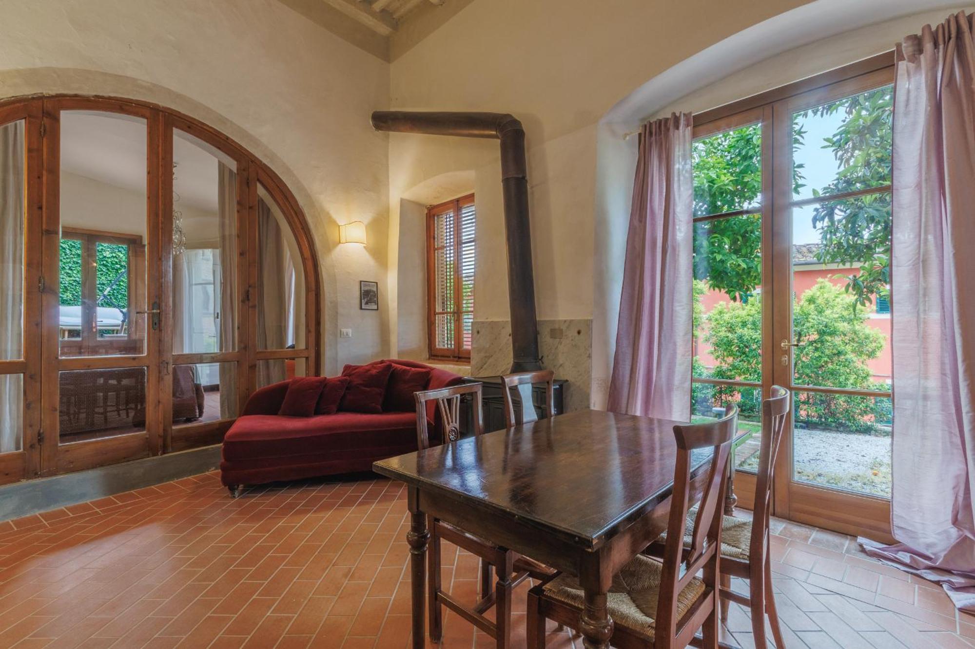 Hotel Villa Sermolli 보르고 아 부기아노 외부 사진