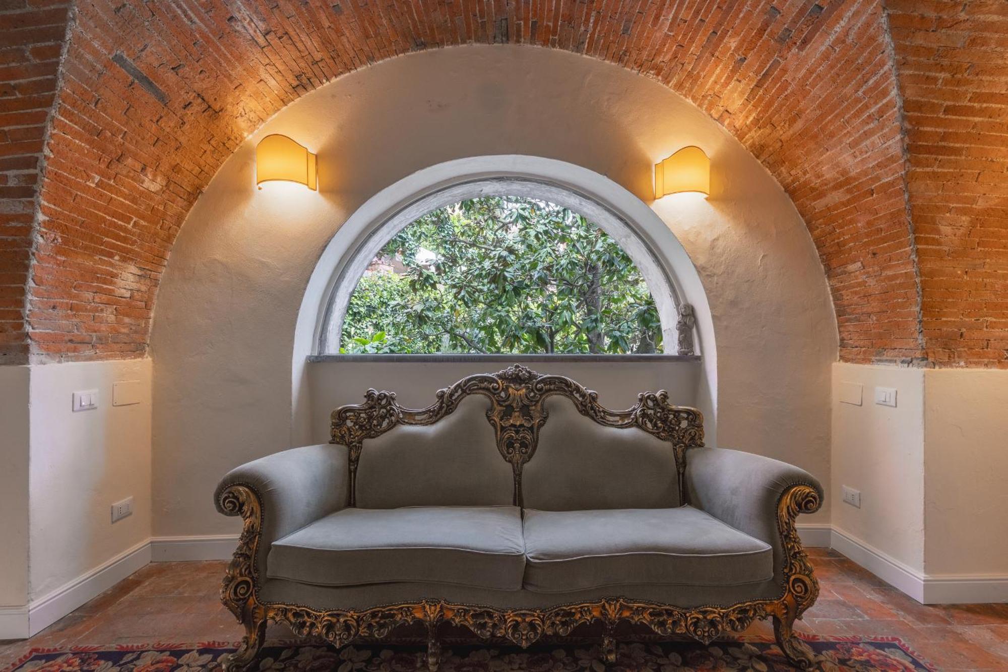 Hotel Villa Sermolli 보르고 아 부기아노 외부 사진
