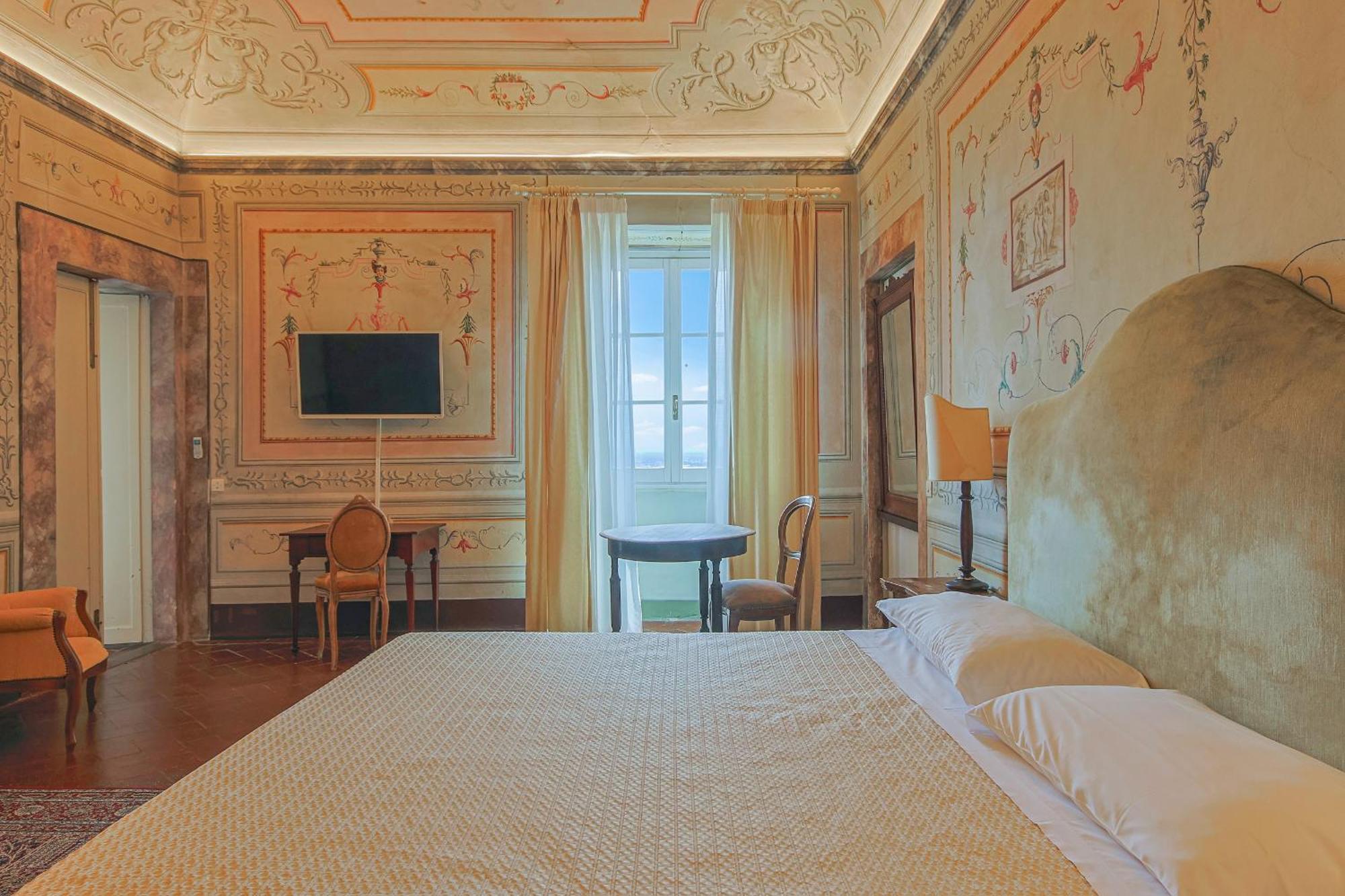 Hotel Villa Sermolli 보르고 아 부기아노 외부 사진