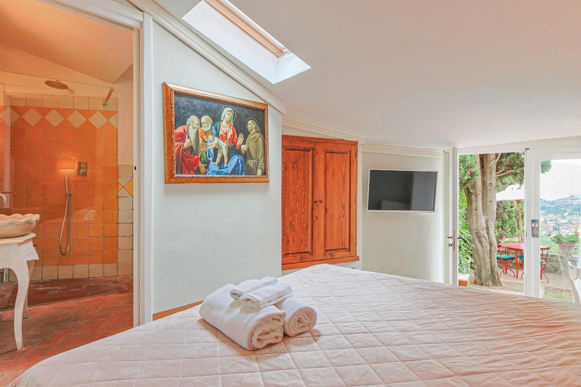 Hotel Villa Sermolli 보르고 아 부기아노 객실 사진